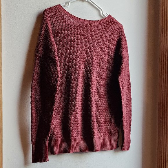 American Eagle Outfitters Burnt Sienna V-Neck Sweater Size Small - Picture 13 of 16